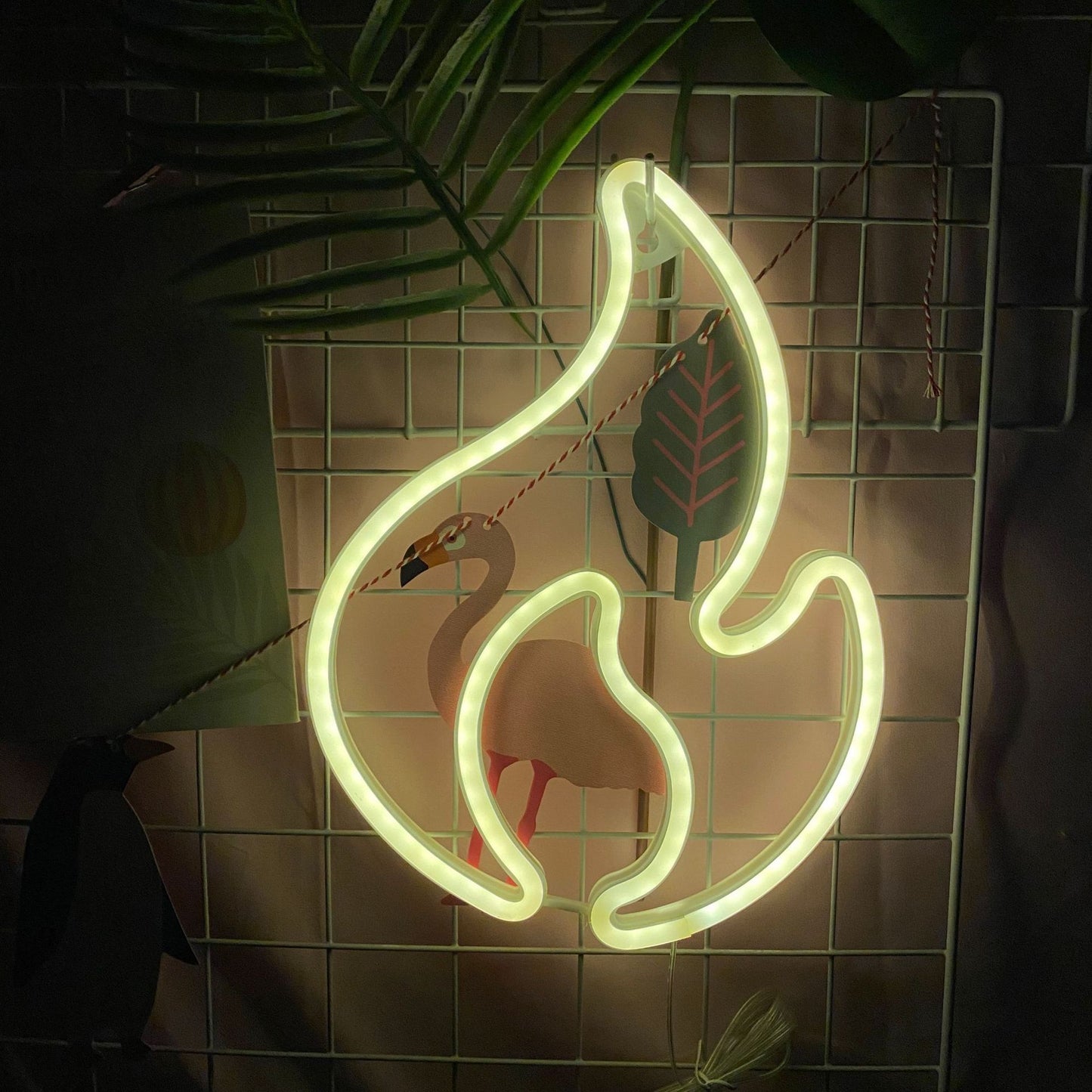 Lampe Néon Flamme LED – Ambiance Énergique et Festive